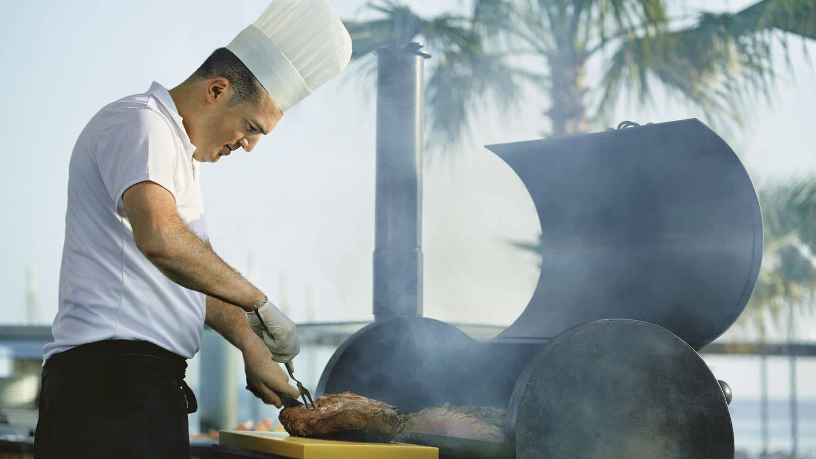 restaurants-beach-bar--restaurant-grab--go-station