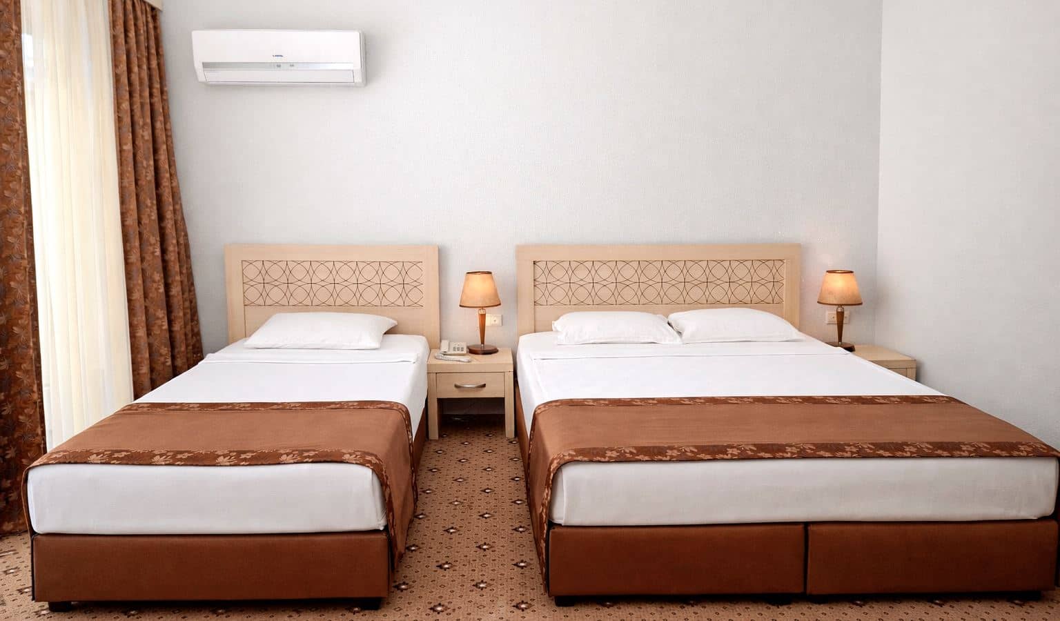rooms-corner-room