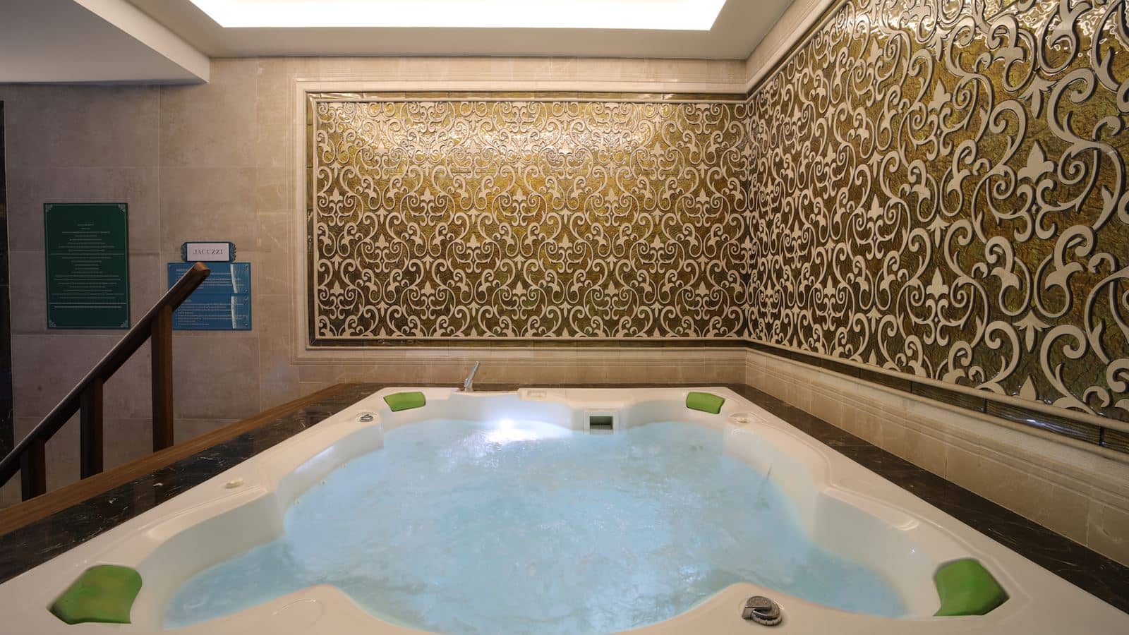 pools-indoor-pool
