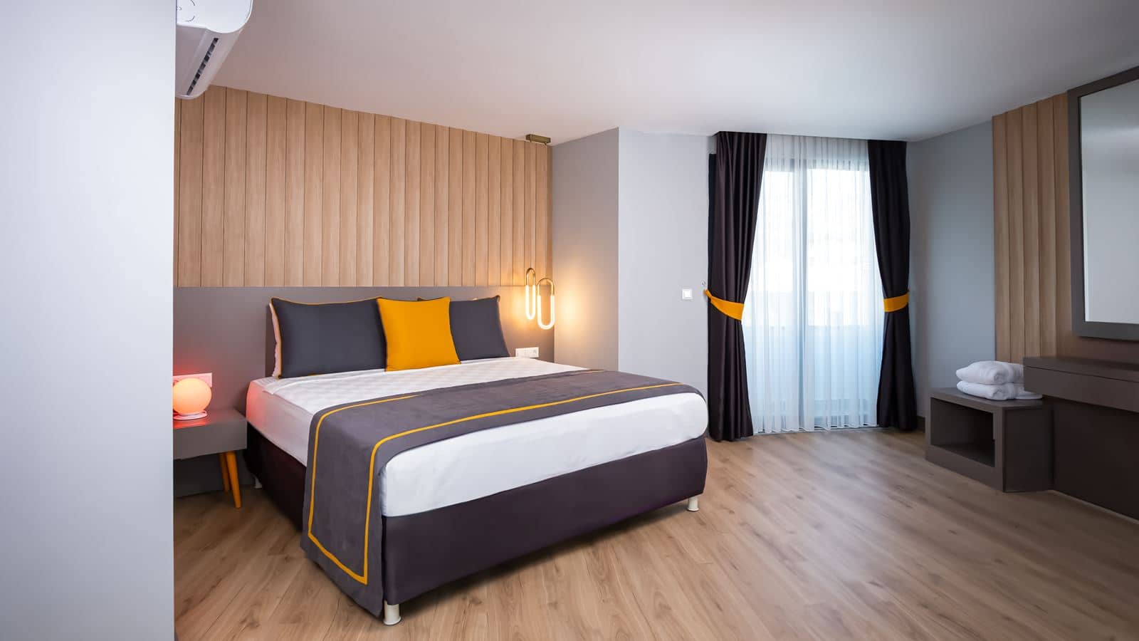 rooms-comfort-suit-rooms
