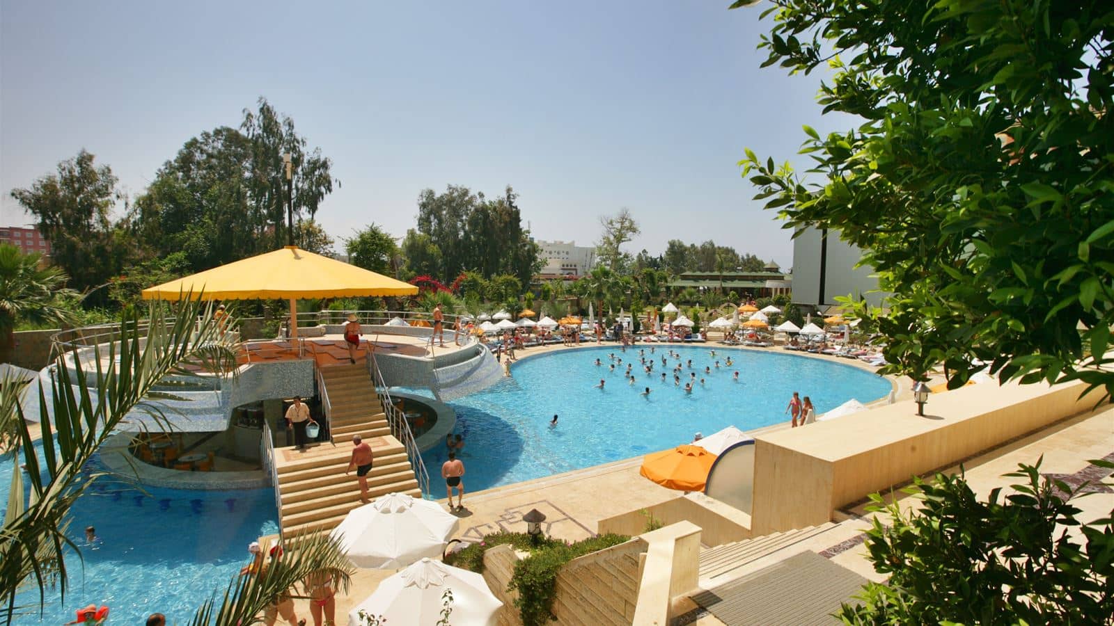 pools-outdoor-pool