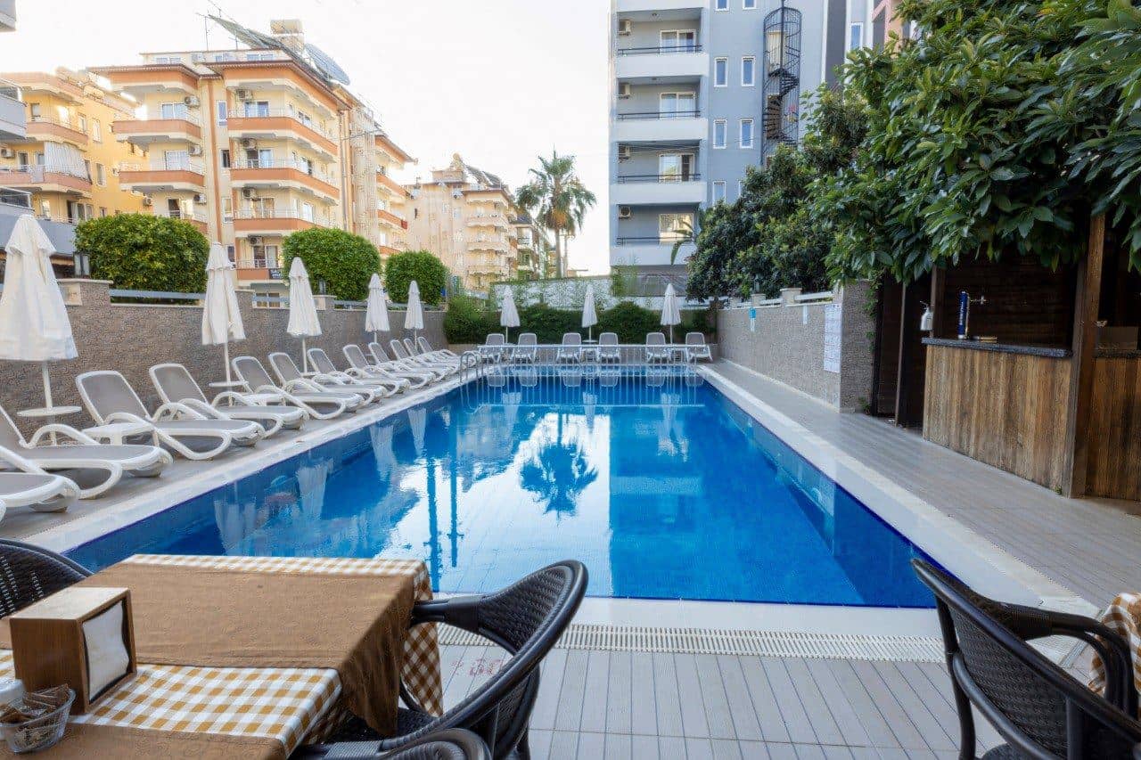 pools-outdoor-pool