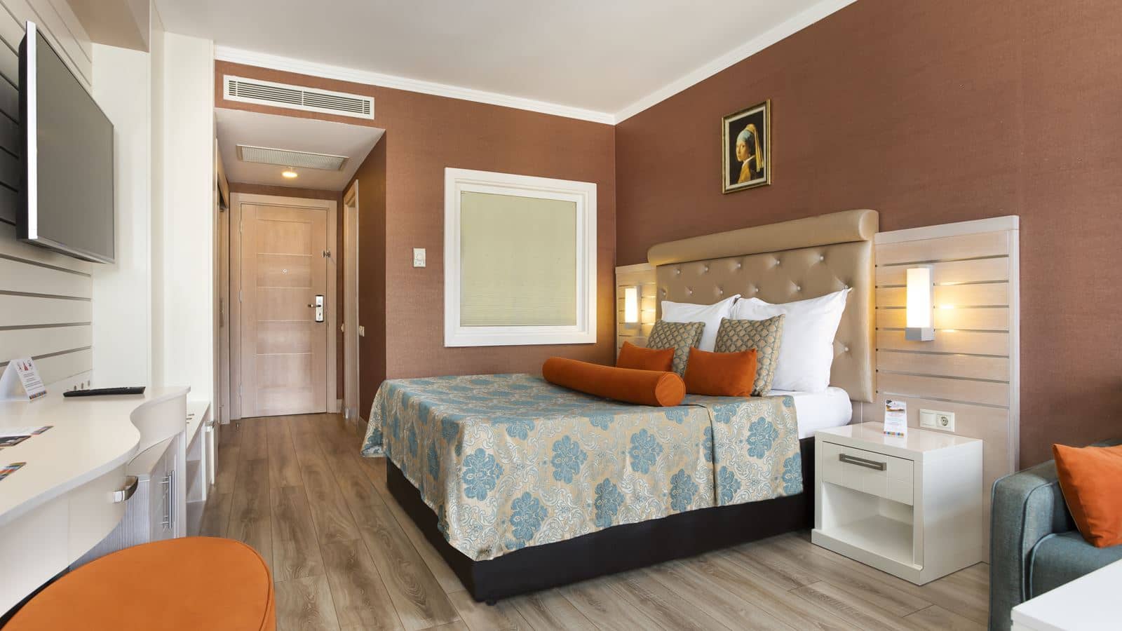 rooms-couple-standard-room-land-view