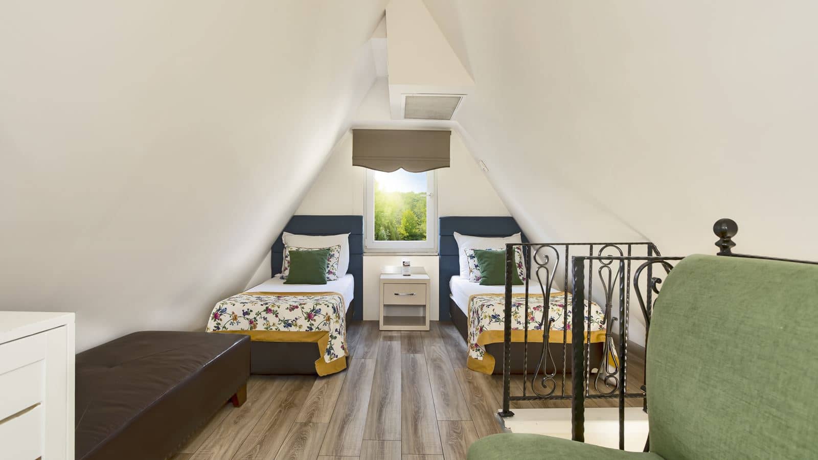 rooms-couple-volendam-house