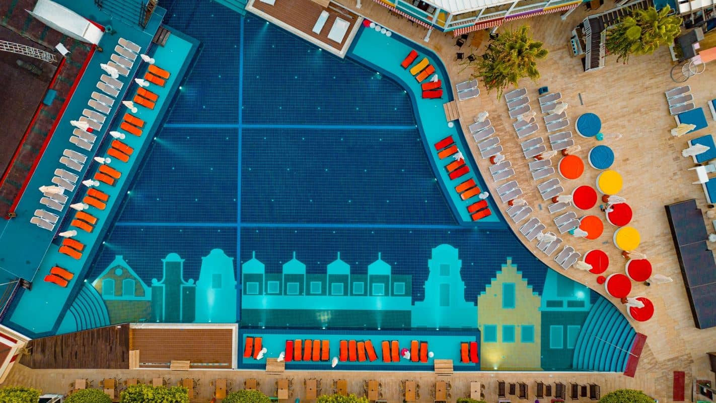 pools-outdoor-pool
