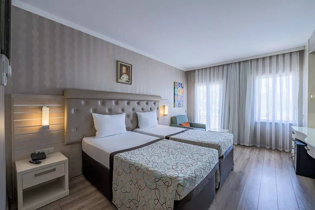 rooms-couple-standard-room-sea-side-view