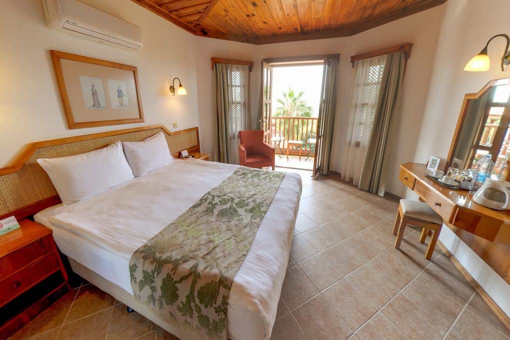 rooms-standard-room