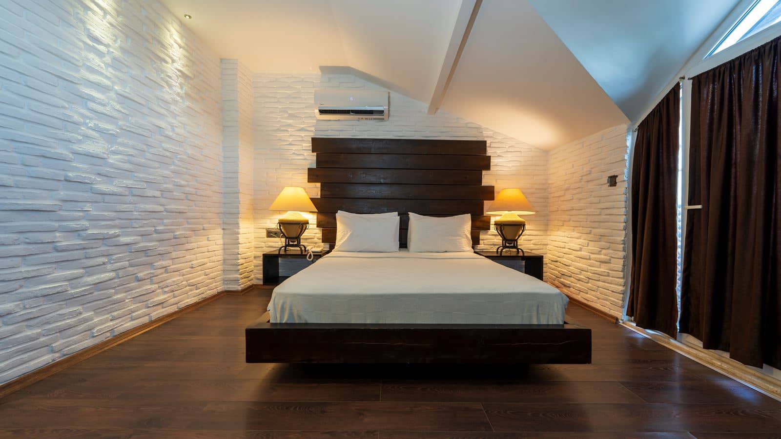 rooms-standard-room
