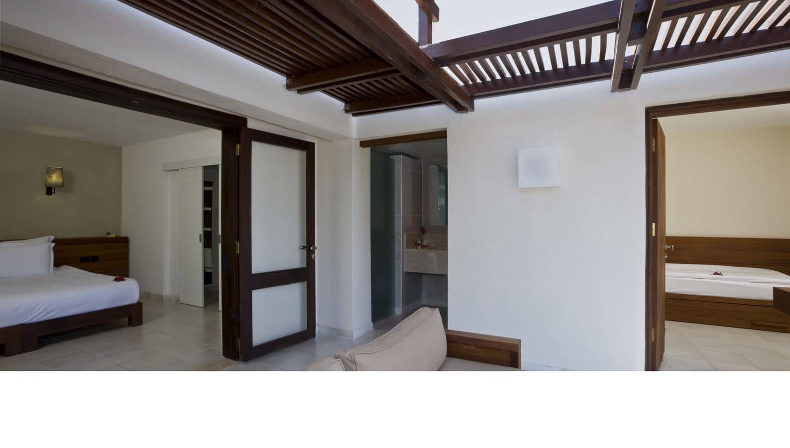 rooms-category-b2-superior-family-room-2-bedroom