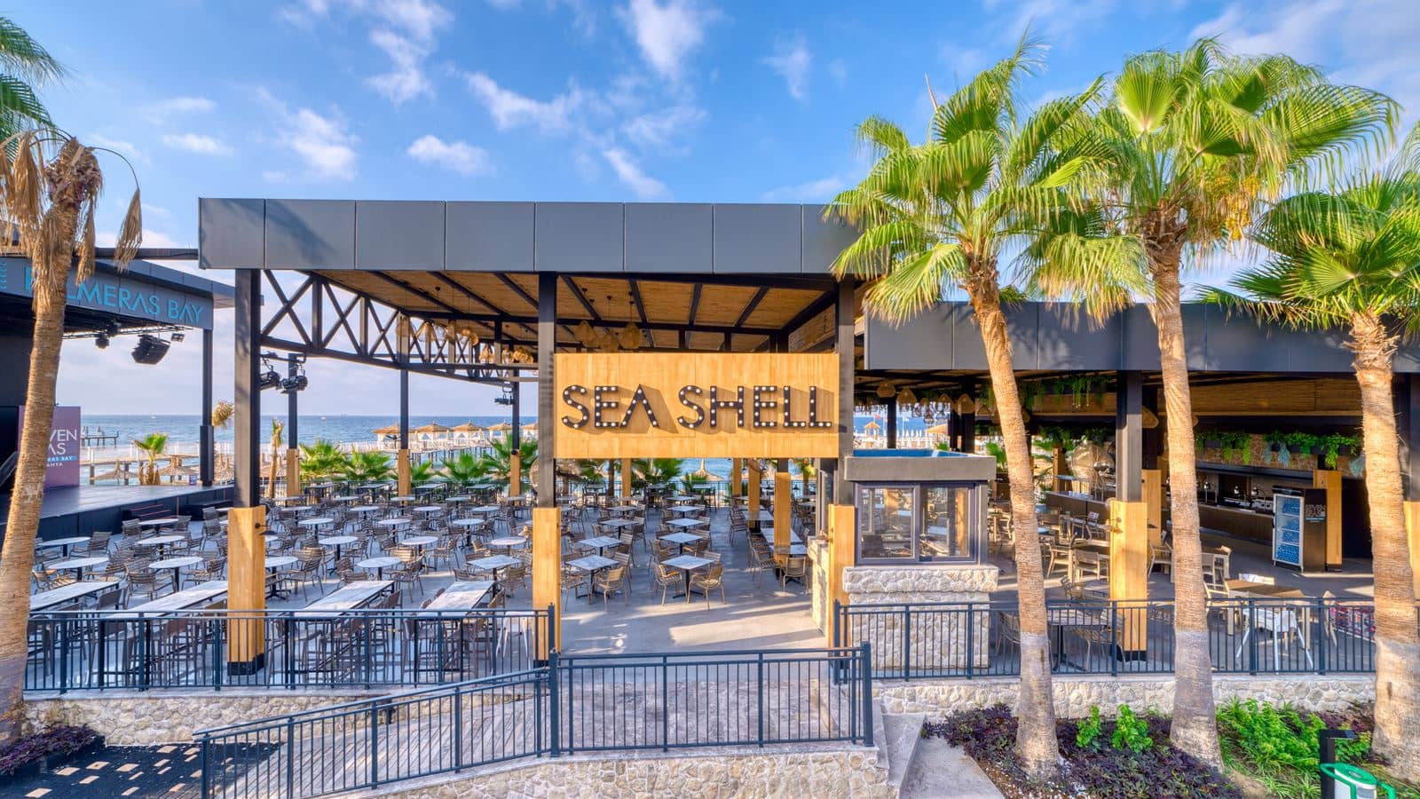 bars-sea--seas-disco-bar