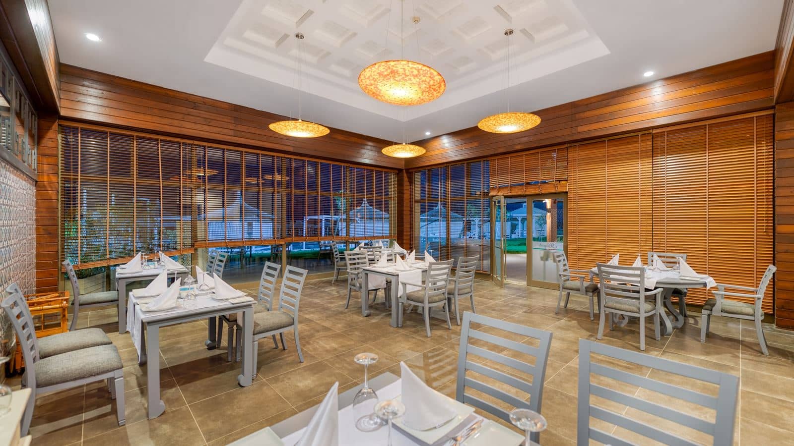 restaurants-mediterranean-ala-carte-restaurant