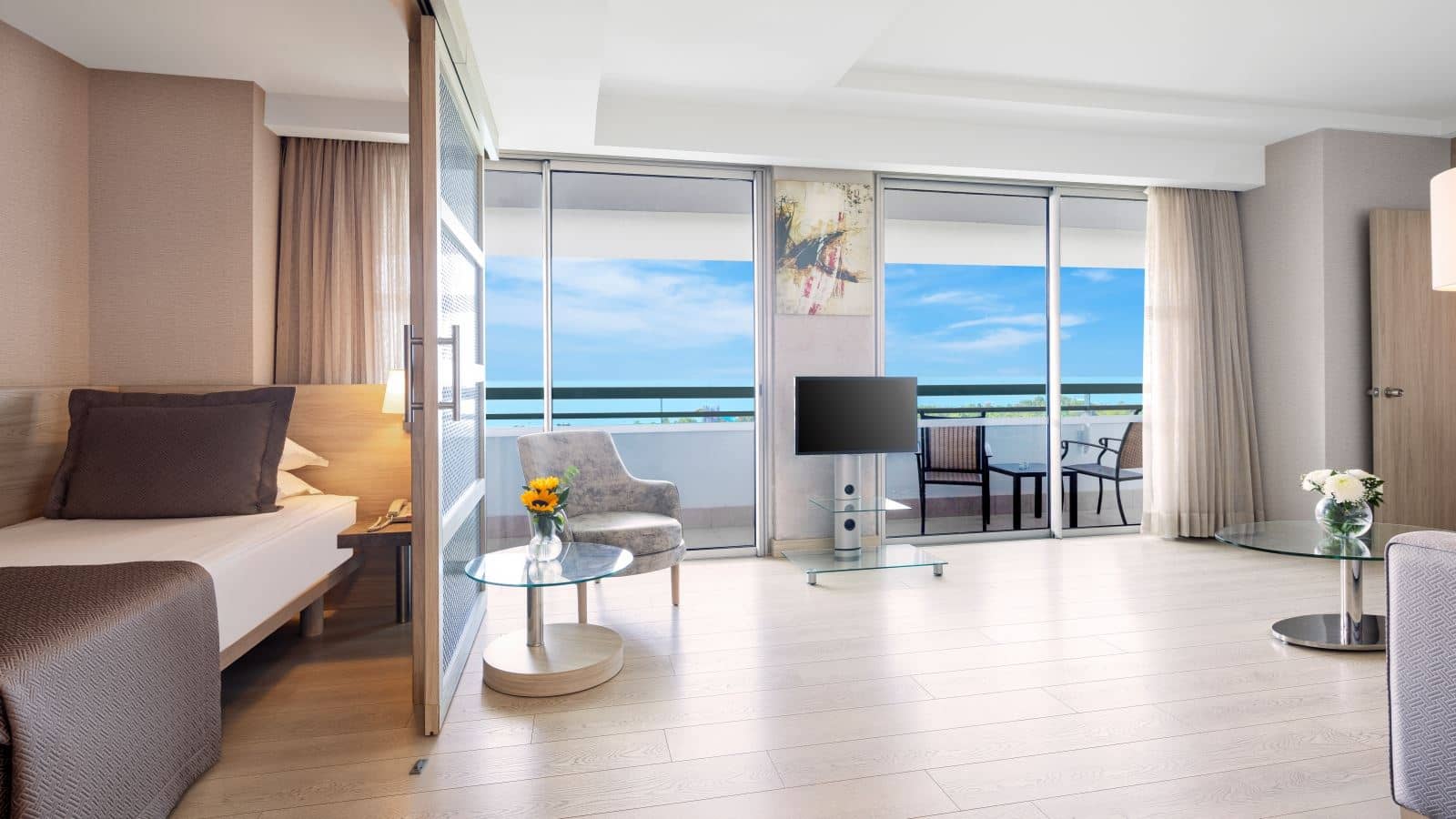 rooms-deluxe-family-suite