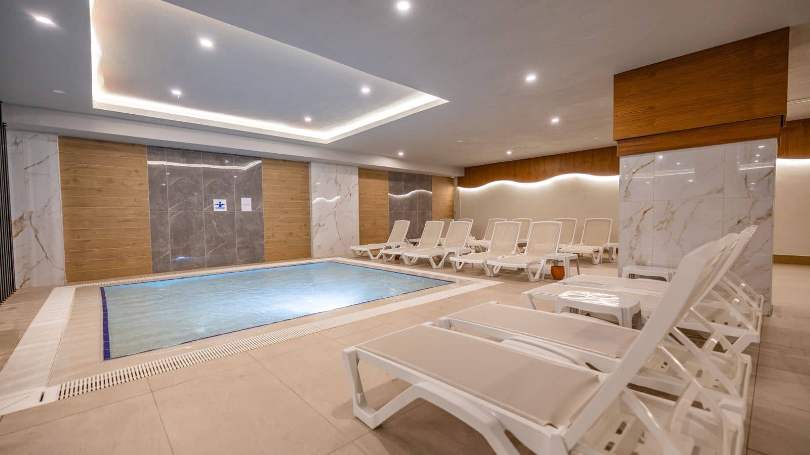 pools-indoor-pool