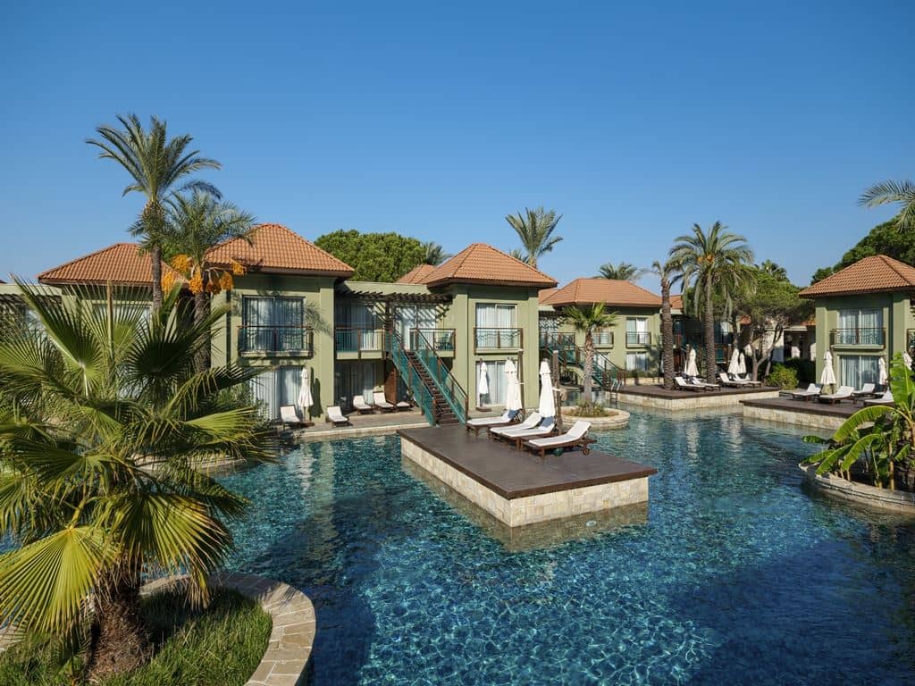 rooms-lake-villa