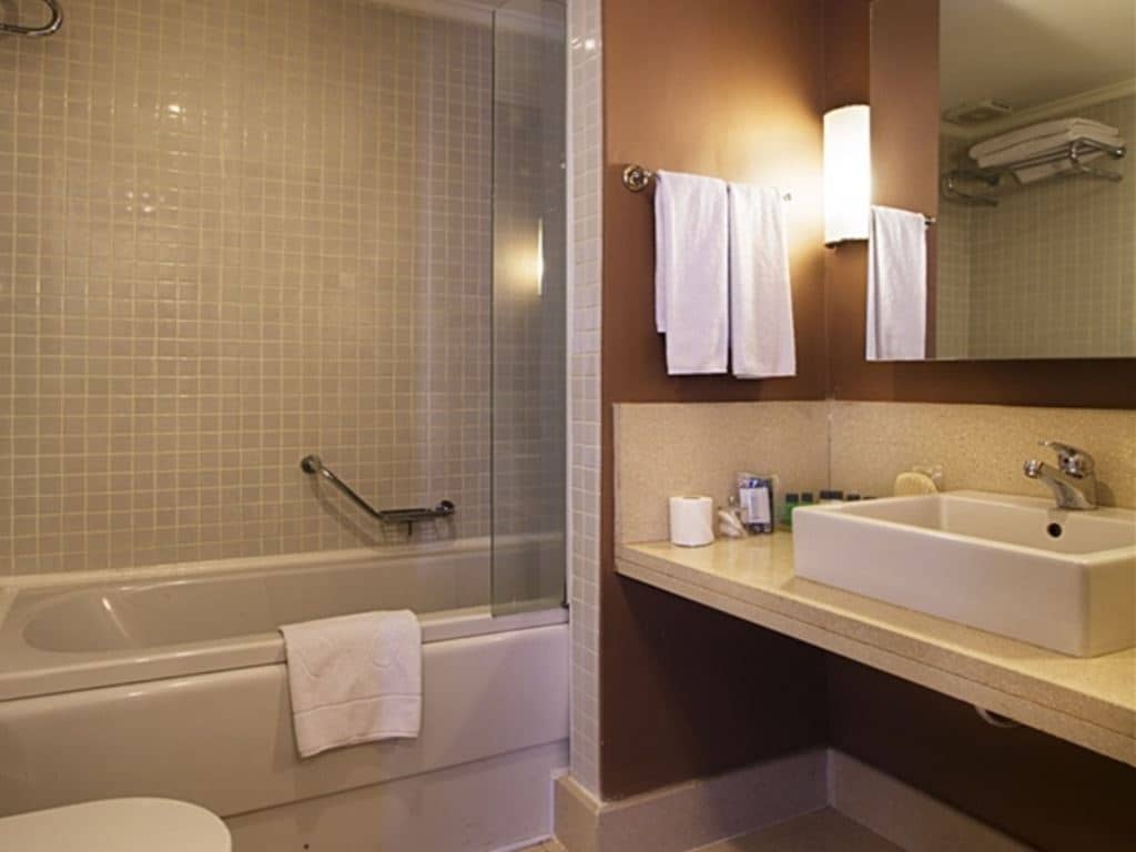 rooms-standard-room