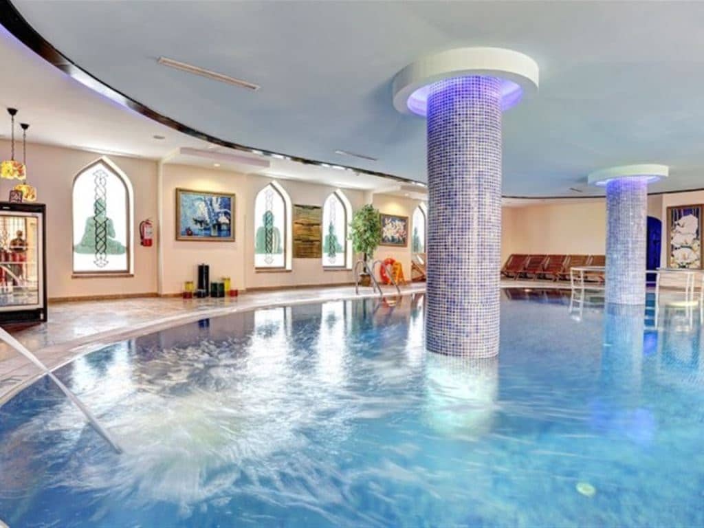 pools-indoor-pool