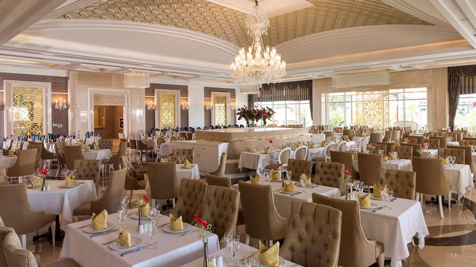 restaurants-deluxe-restaurant