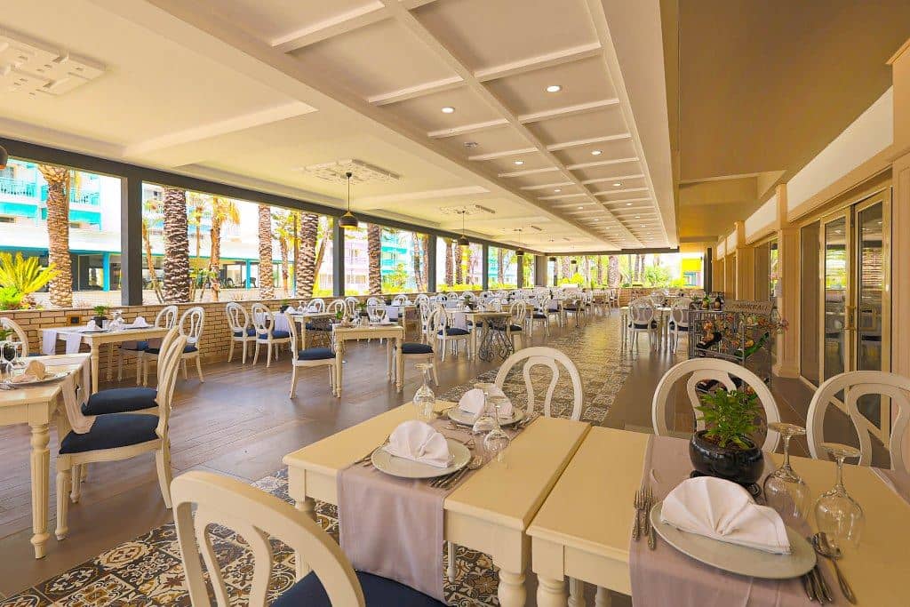 restaurants-main-restaurant