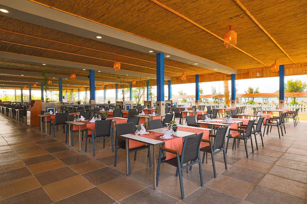 restaurants-snack-restaurant-beach