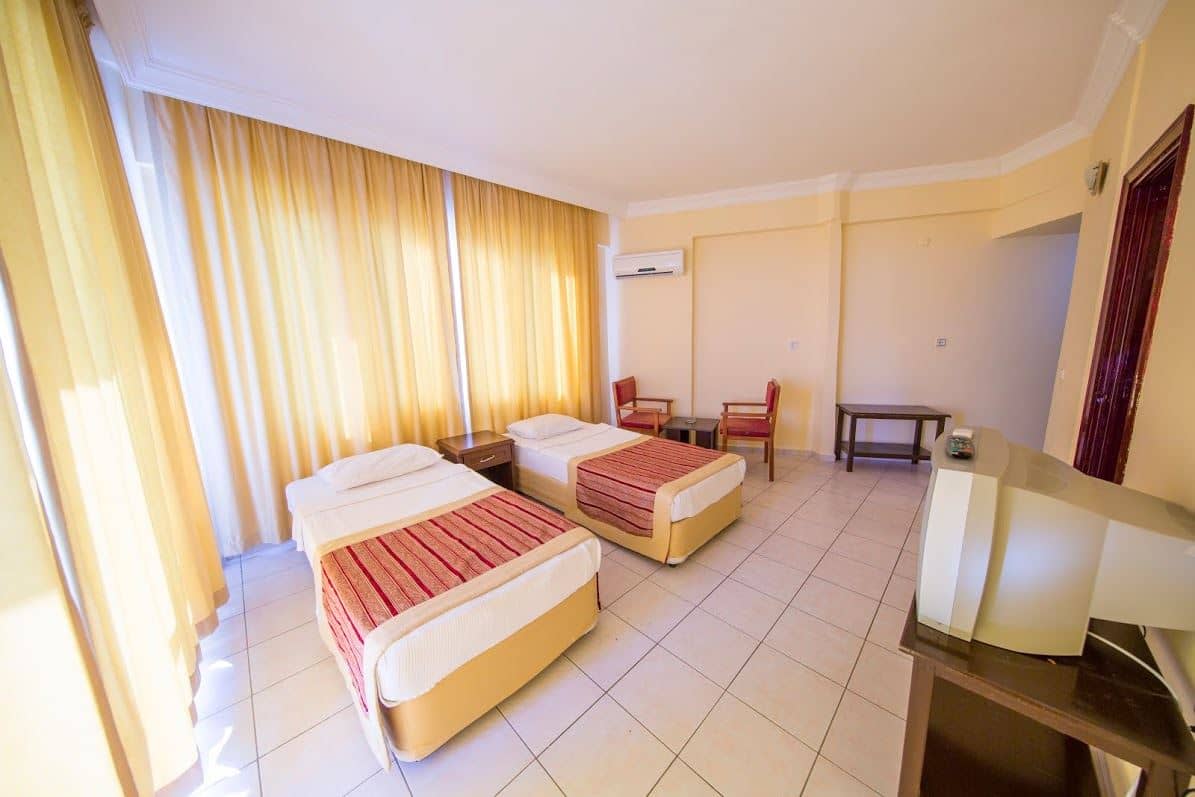 rooms-standard-room