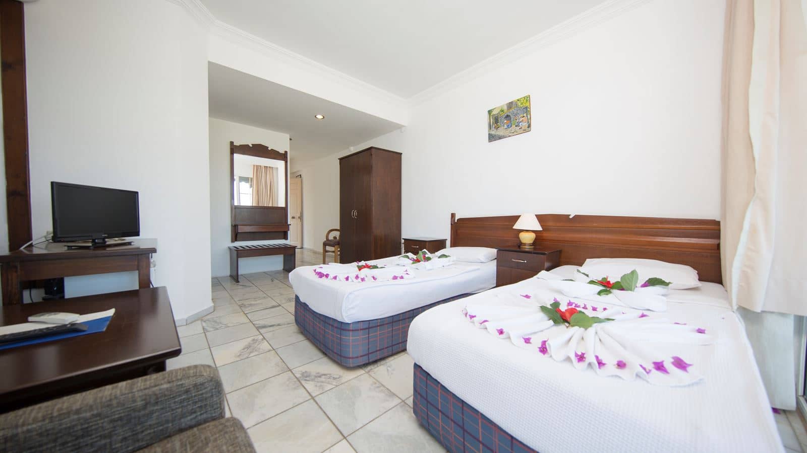 rooms-standard-room