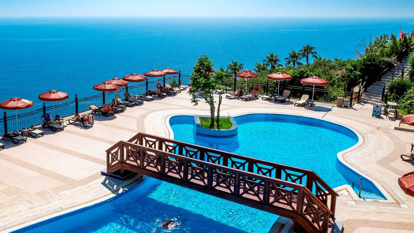 pools-outdoor-pool