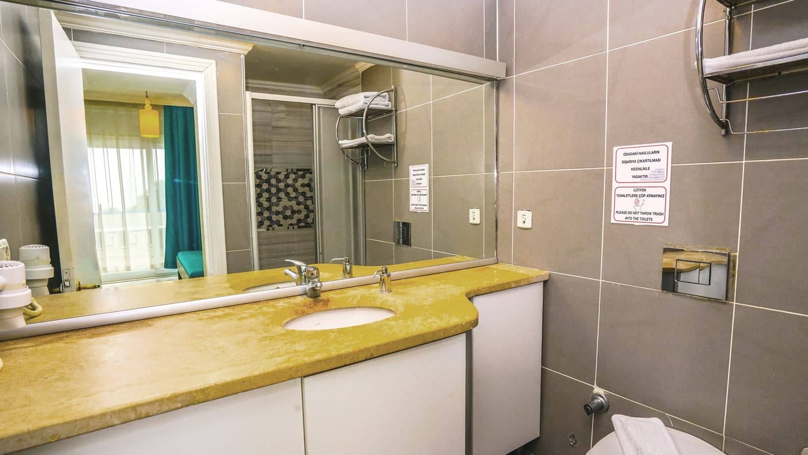 rooms-family-suites
