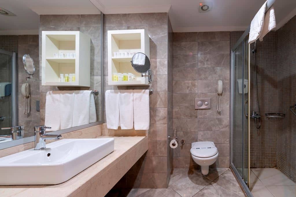 rooms-standard-room-land-view