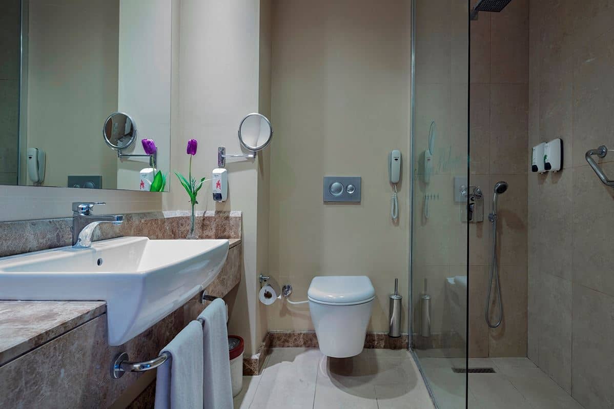 rooms-family-room