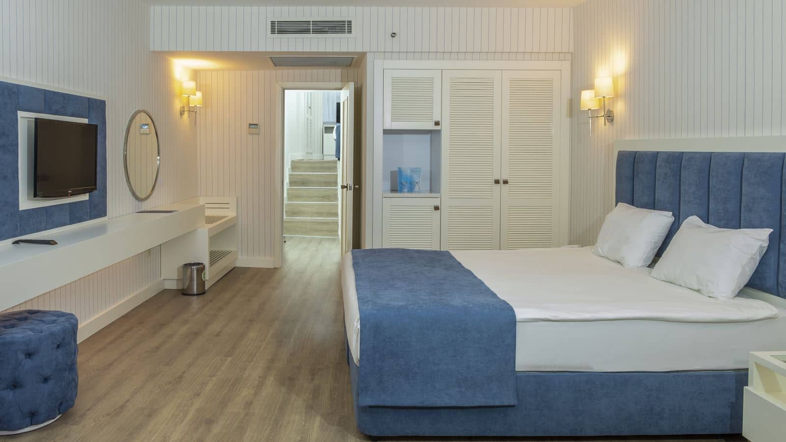 rooms-family-room