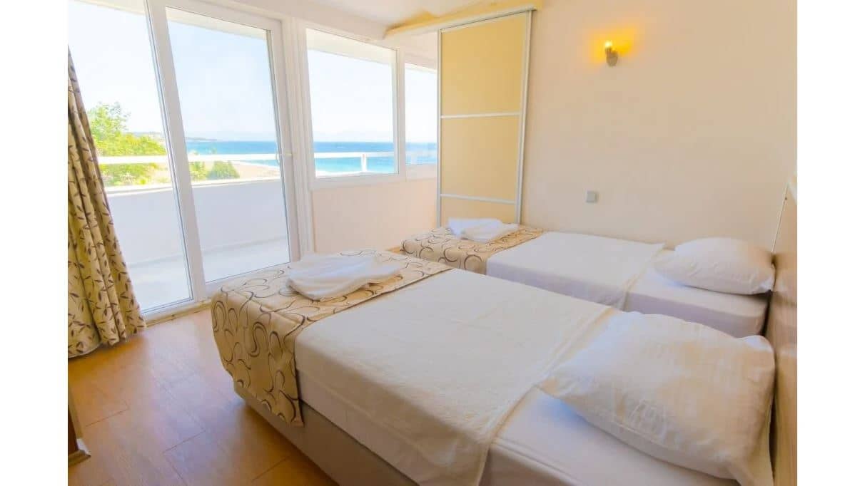rooms-standard-room