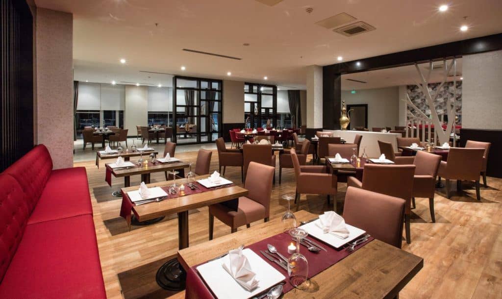 restaurants-restaurants