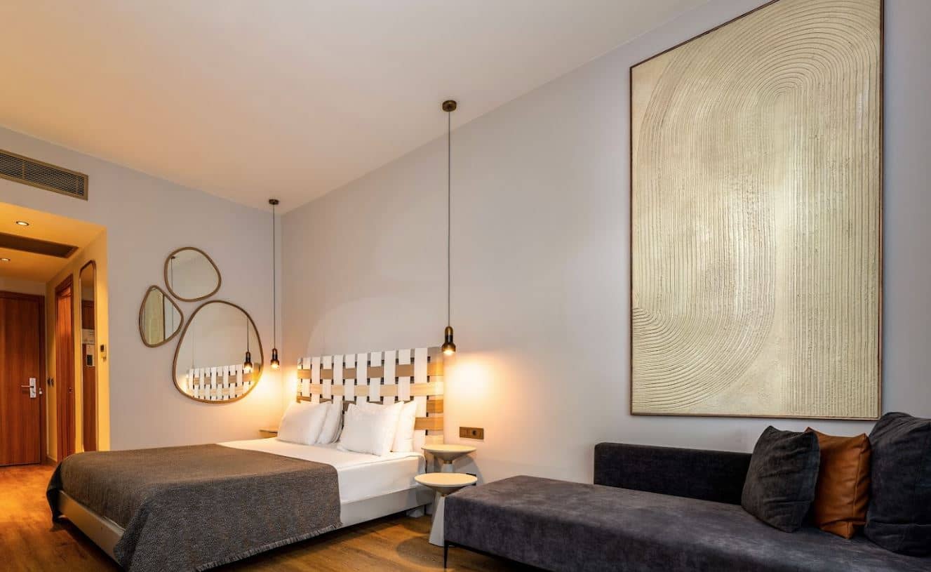 rooms-standart-land-view-room