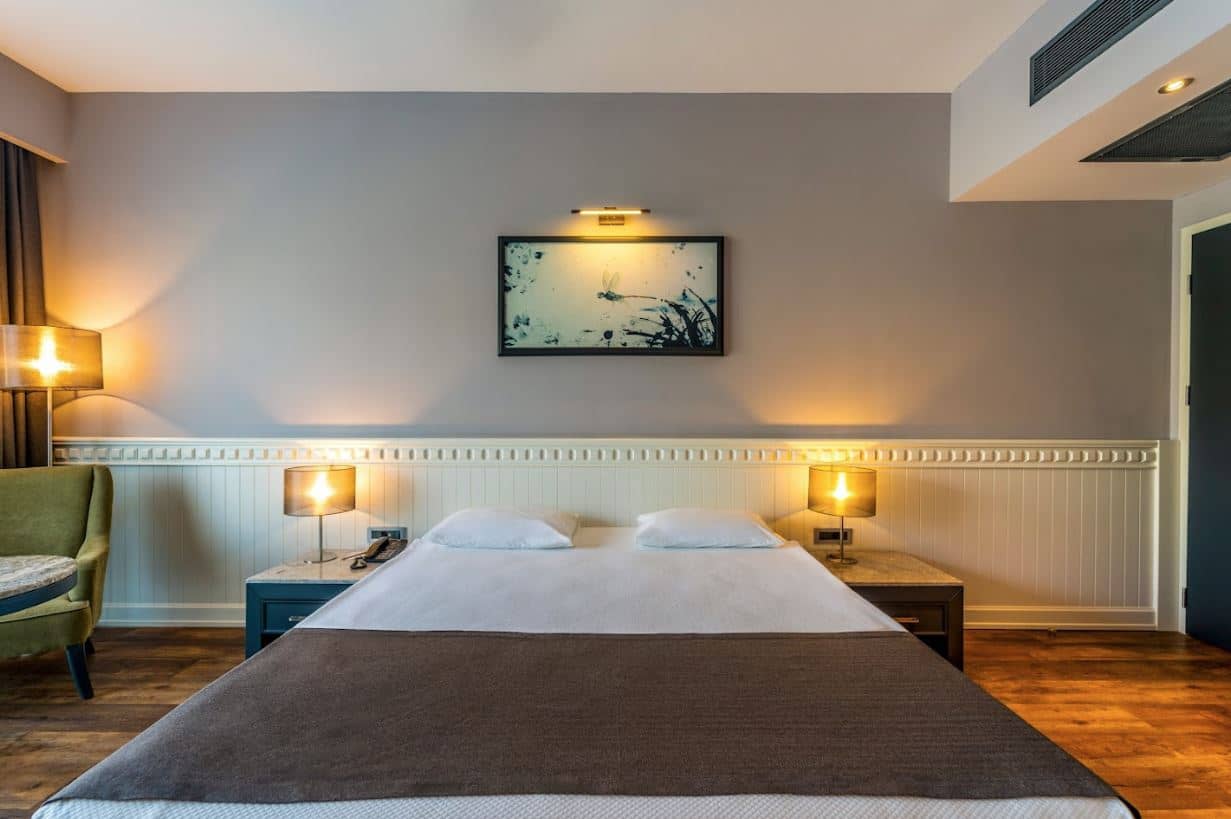rooms-family-room