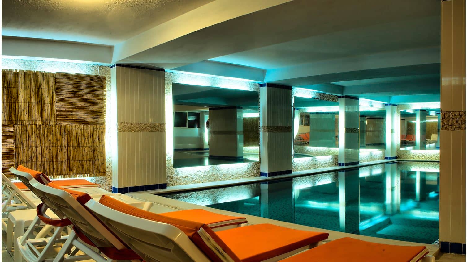 pools-indoor-pool
