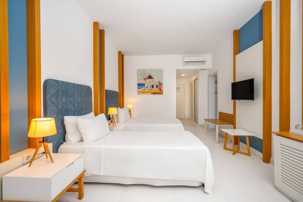 rooms-main-building-standard-room-no-balcony