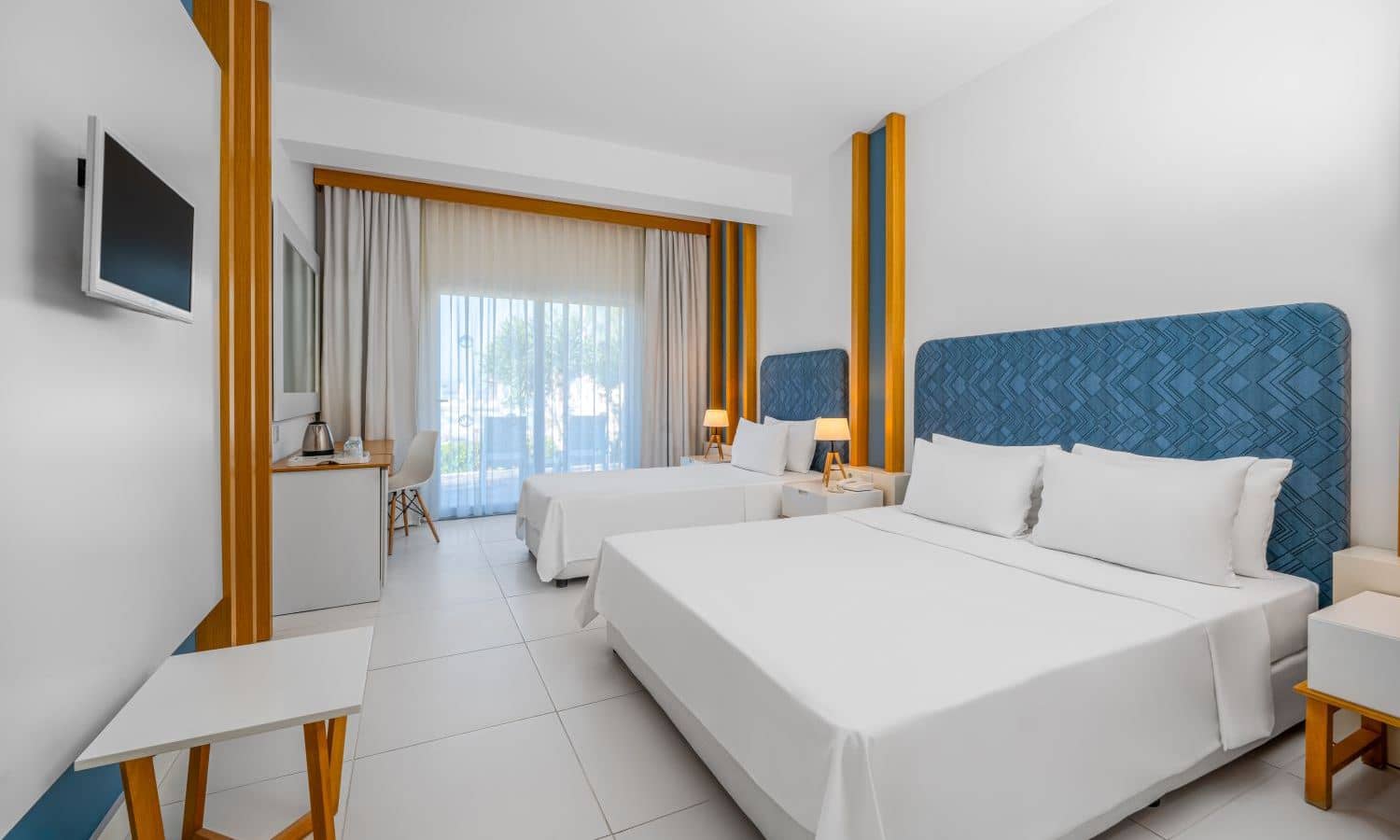 rooms-superior-room