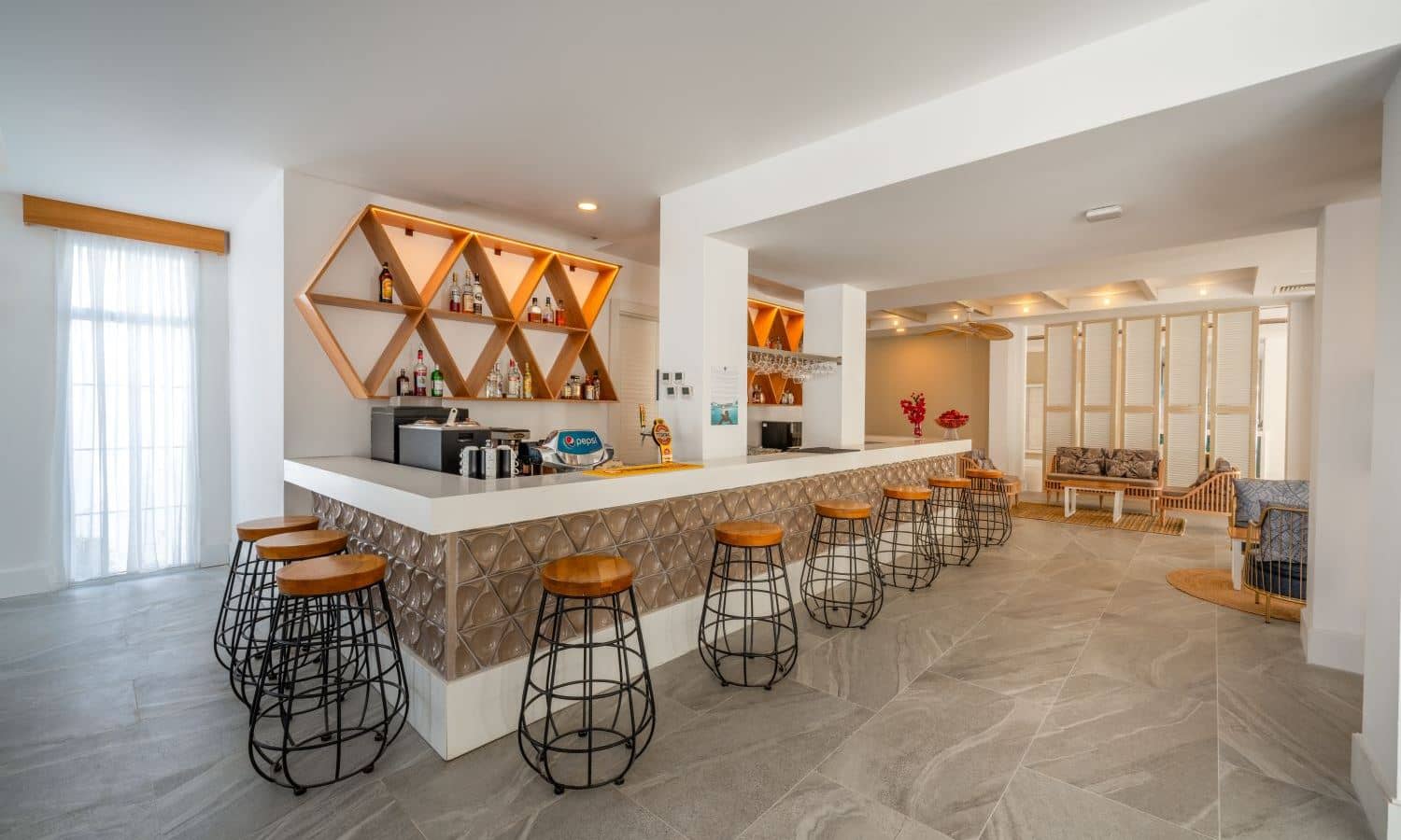 bars-bianco-bar