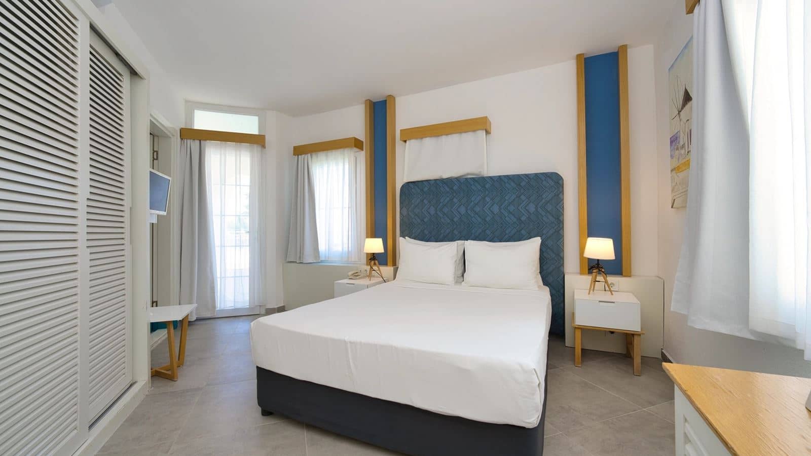 rooms-annex-family-room-2-bedrooms