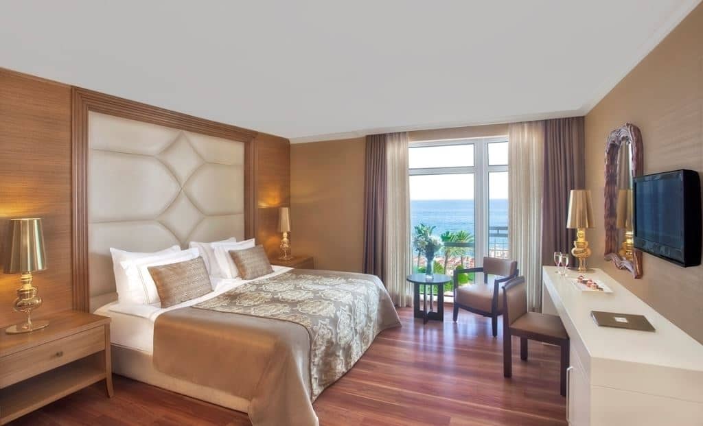 rooms-king-suite