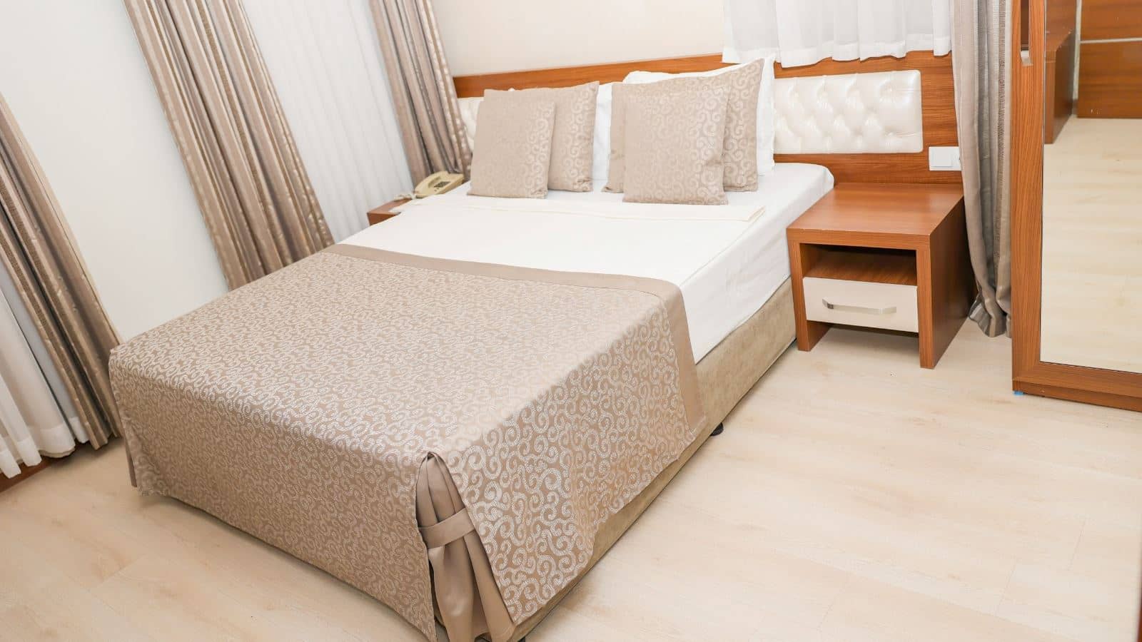 rooms-family-room