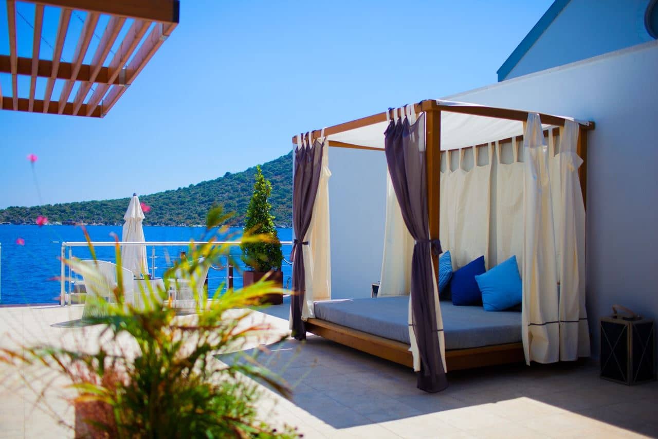 rooms-superior-room-sea-view