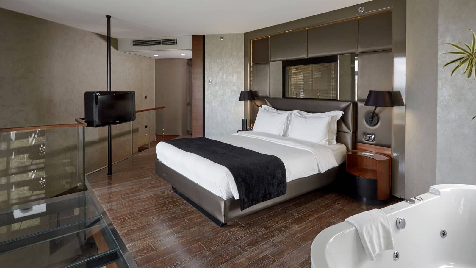 rooms-suite-two-bedrooms