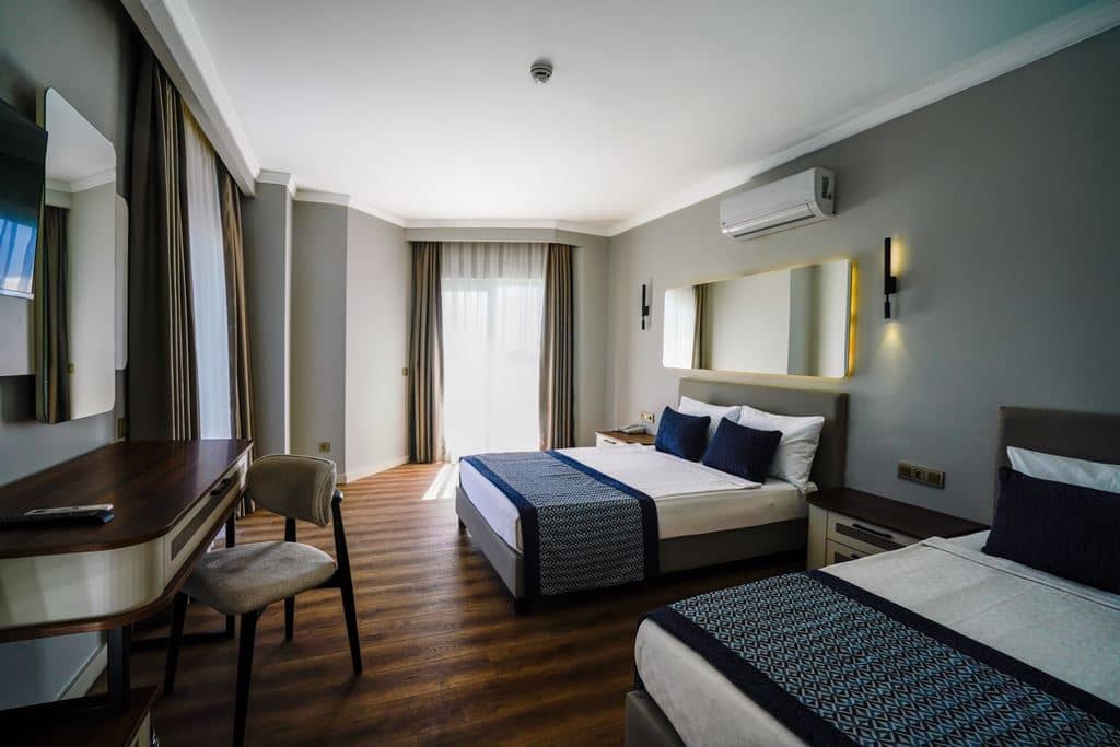 rooms-family-2-room