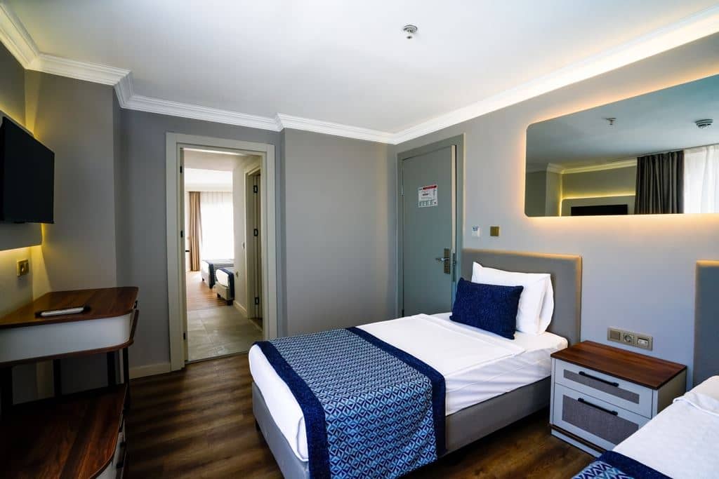 rooms-family-2-room