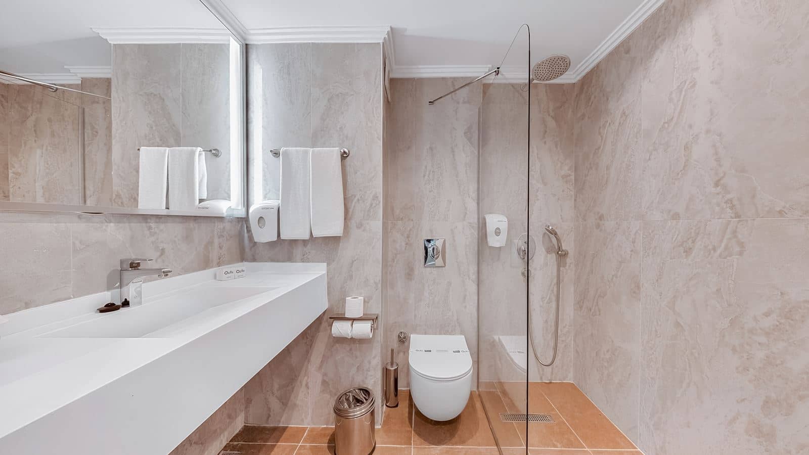 rooms-standard-room