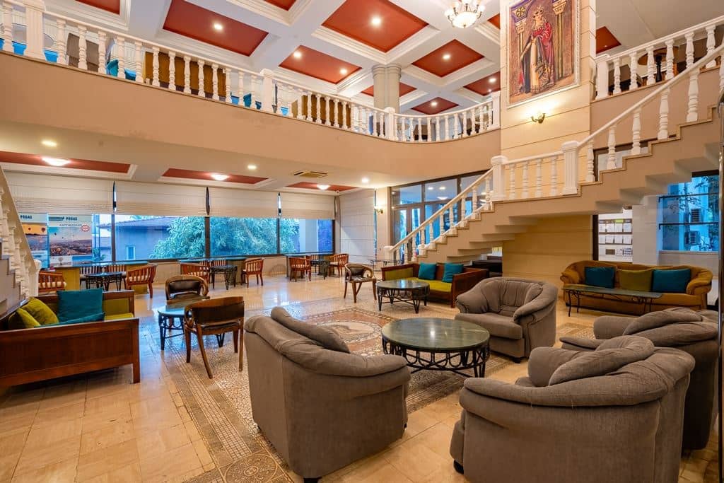 bars-lobby-bar