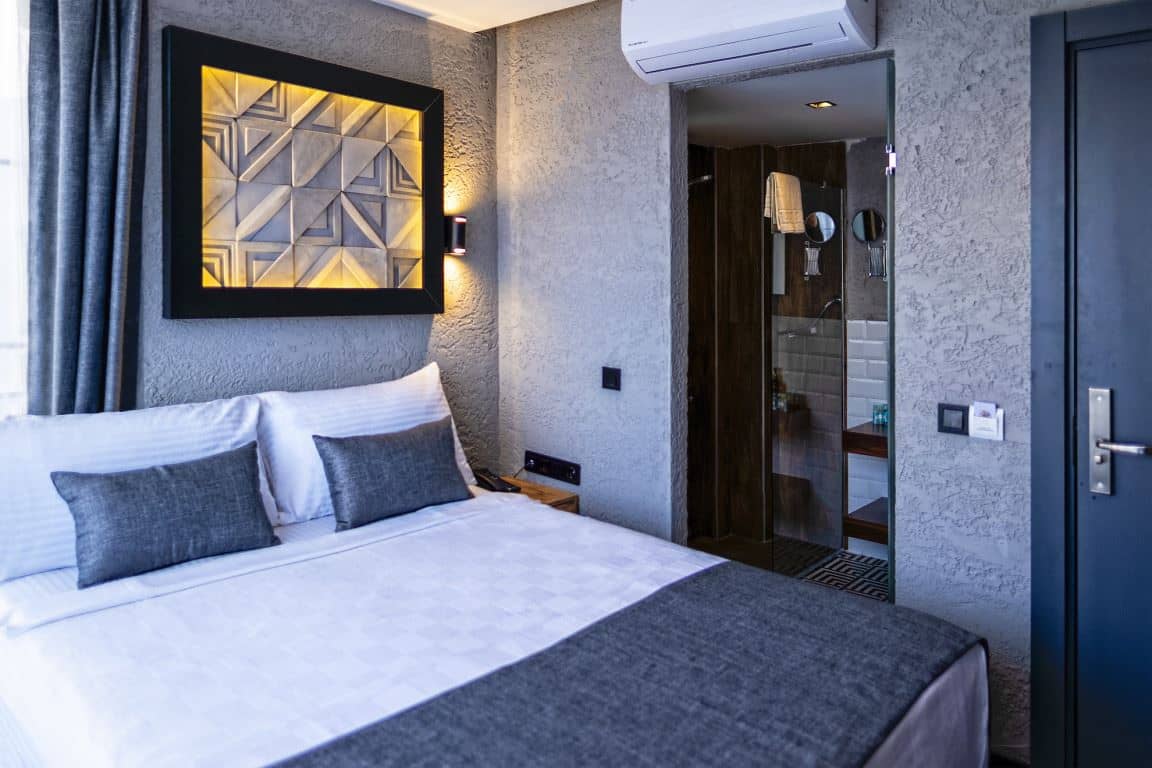 rooms-standard-room