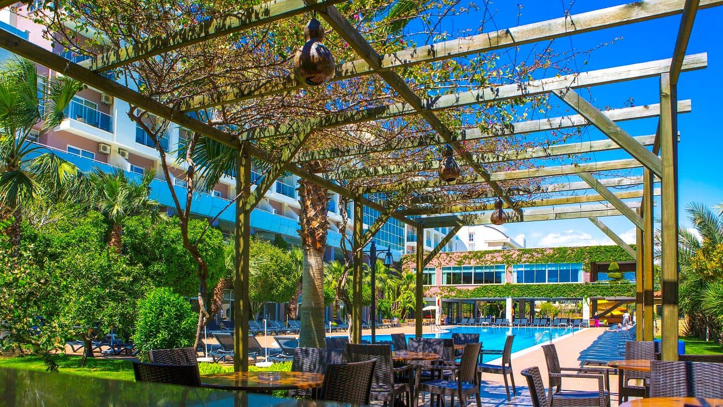 bars-garden-bar