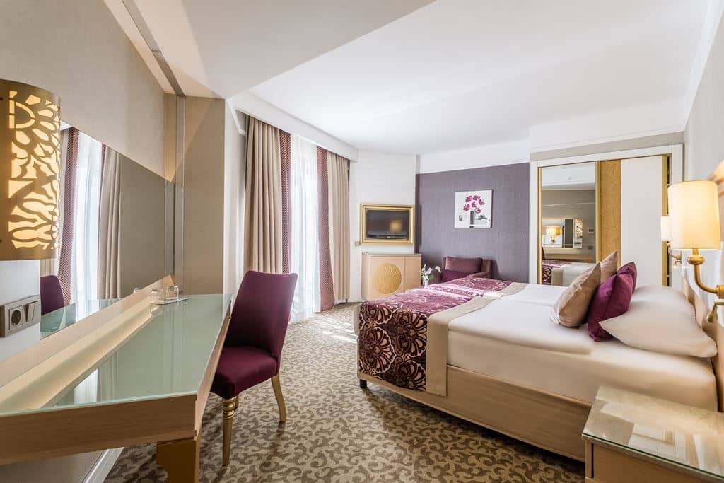 rooms-standard-room